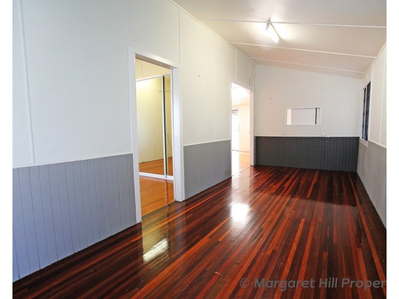 24 Lockheed Street, Garbutt QLD 4814