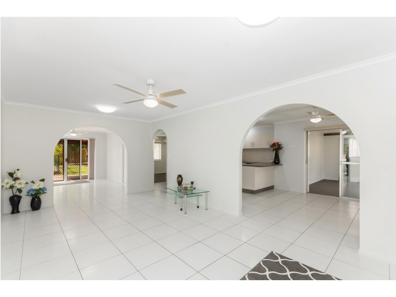4 Mott Street, Heatley QLD 4814