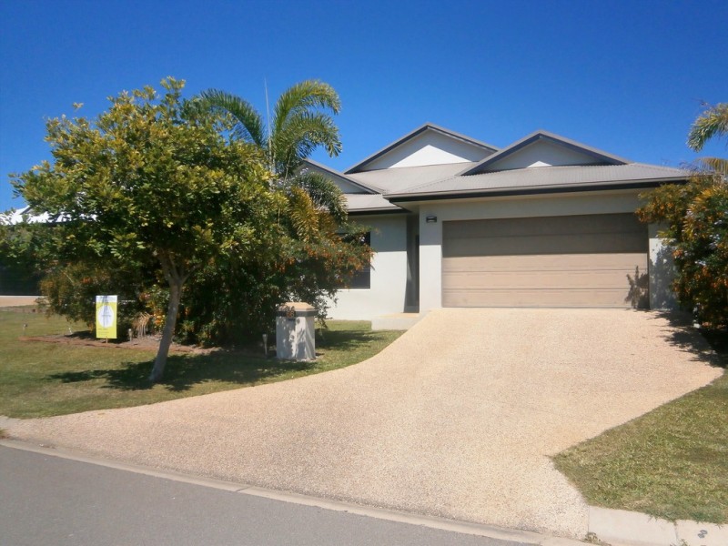 66 Shutehaven Circuit, Bushland Beach QLD 4818