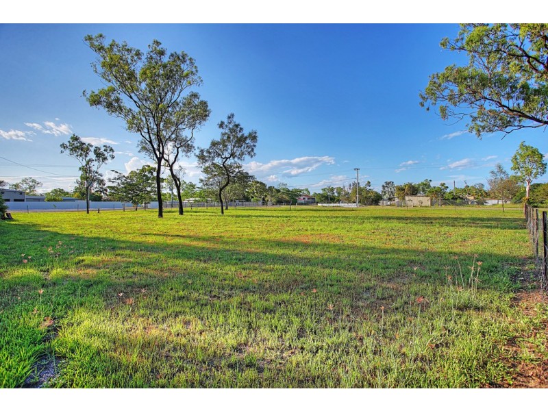 2 Carmen Close, Yabulu QLD 4818