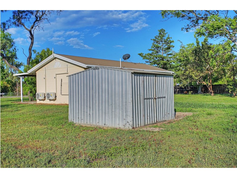 2 Carmen Close, Yabulu QLD 4818