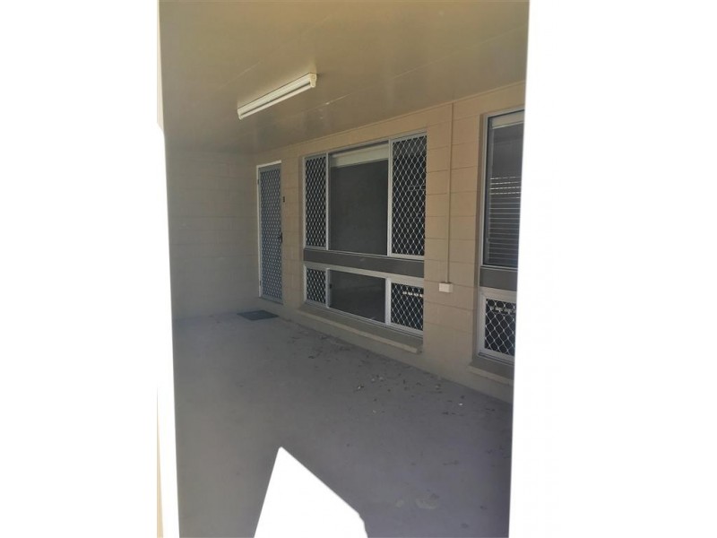 4/14 Bayswater Terrace, Hyde Park QLD 4812