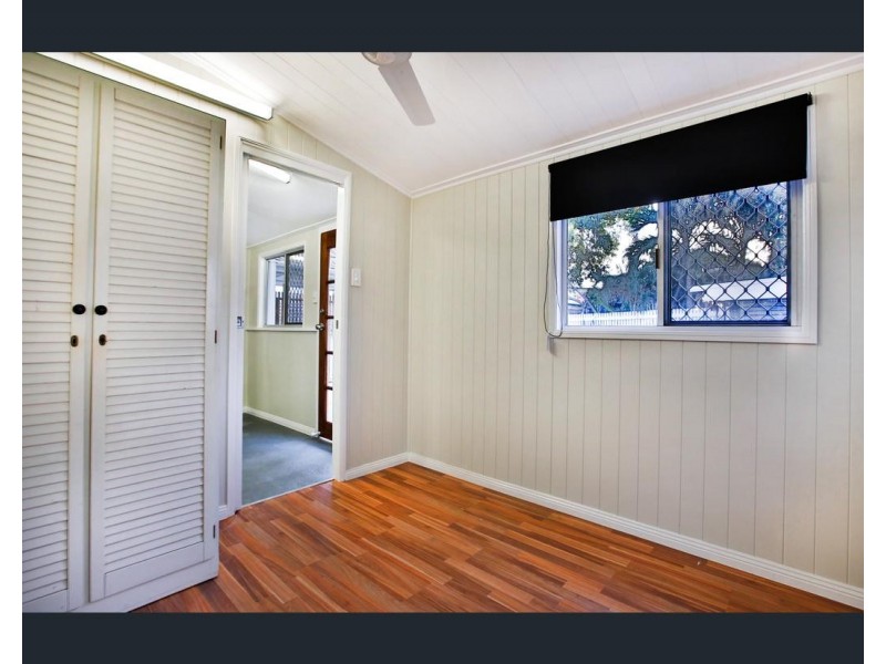 46 Morris Street, West End QLD 4810