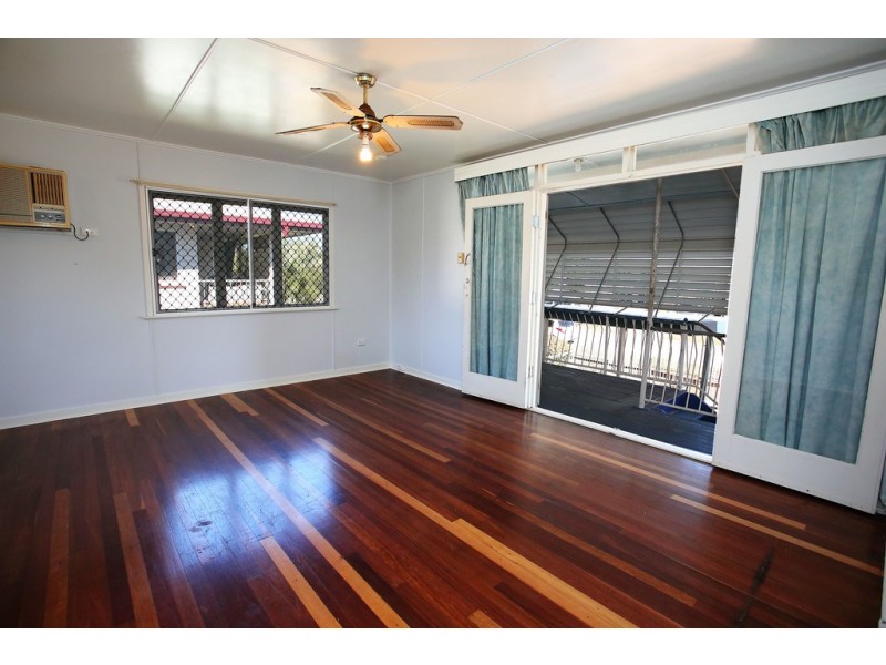 12 Nyora Street, Currajong QLD 4812