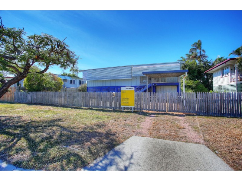 12 Nyora Street, Currajong QLD 4812