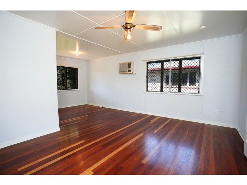 12 Nyora Street, Currajong QLD 4812