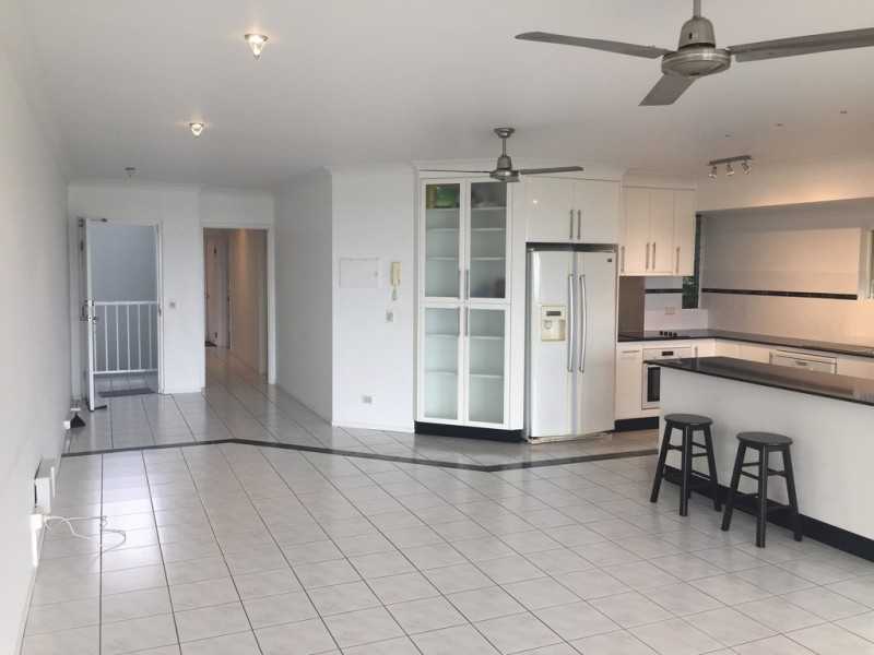 5/377 Stanley Street, North Ward QLD 4810