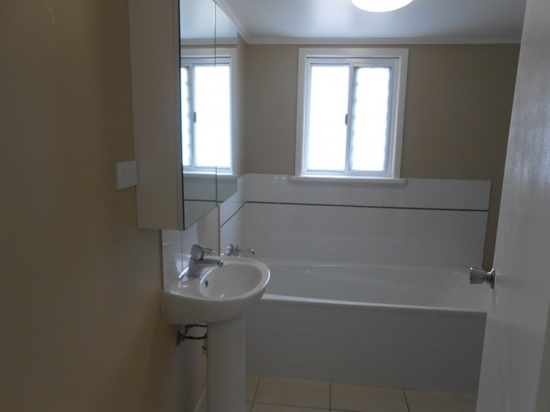 1/47 Goldring Street, Hermit Park QLD 4812