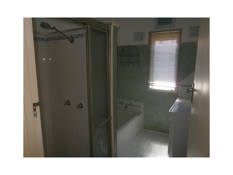 8 Haig Street, Pimlico QLD 4812