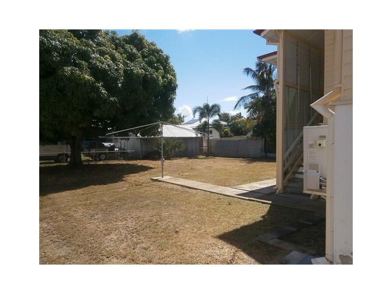 8 Haig Street, Pimlico QLD 4812