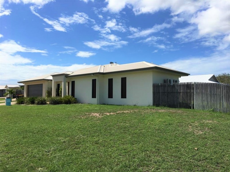 37 Ellsworth Drive, Mount Louisa QLD 4814