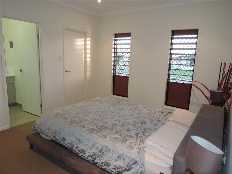 37 Ellsworth Drive, Mount Louisa QLD 4814