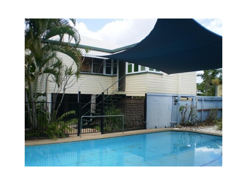 69 ARMSTRONG STREET, Hermit Park QLD 4812