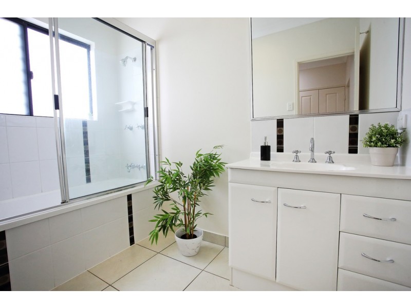 6 Wirega Close, Douglas QLD 4814