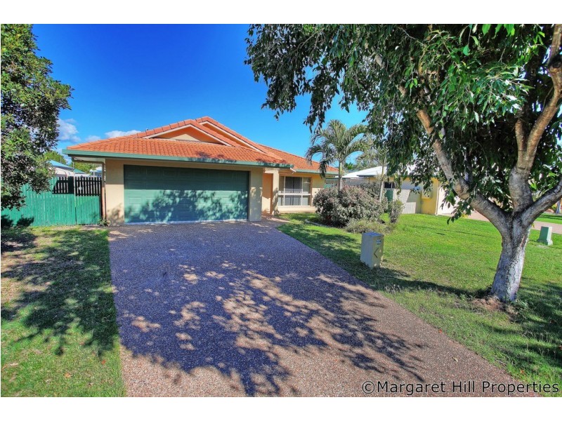 17 Lakeshore Circuit, Idalia QLD 4811