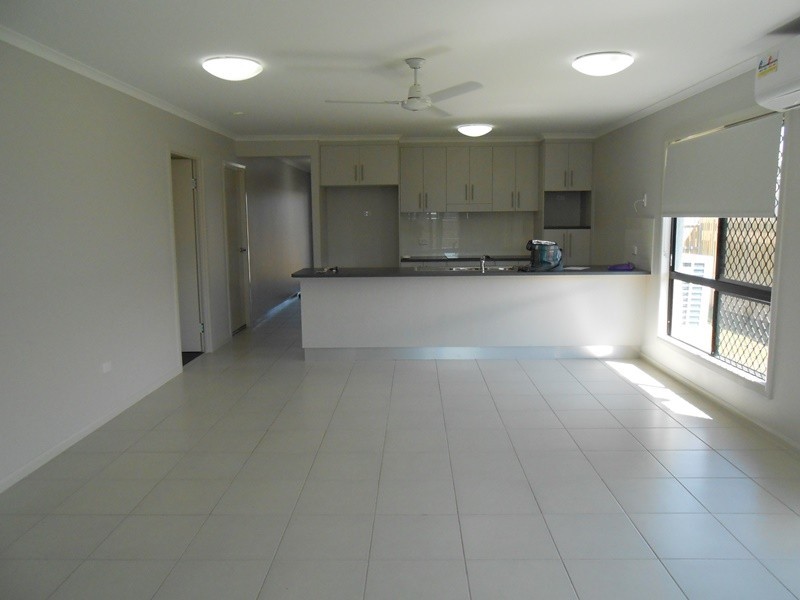 160 Kalynda Parade, Bohle Plains QLD 4817