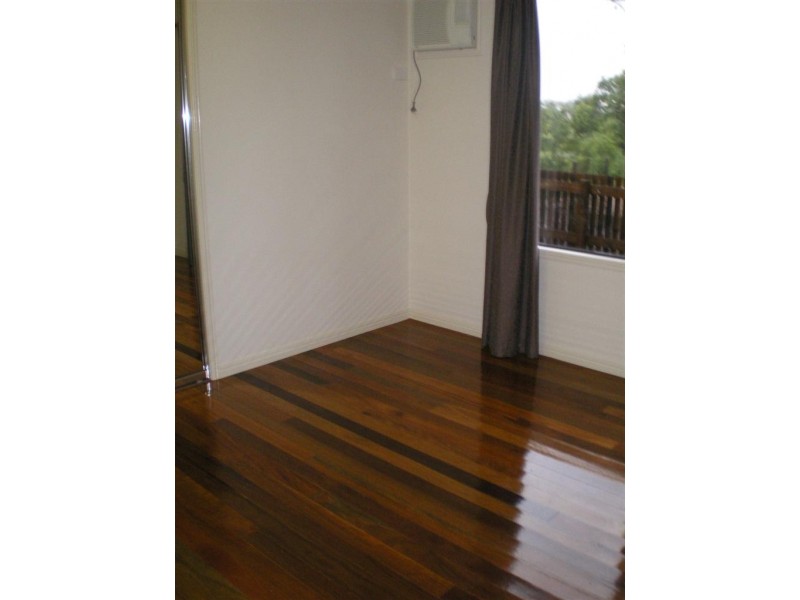 9 ST KILDA ROW, Douglas QLD 4814