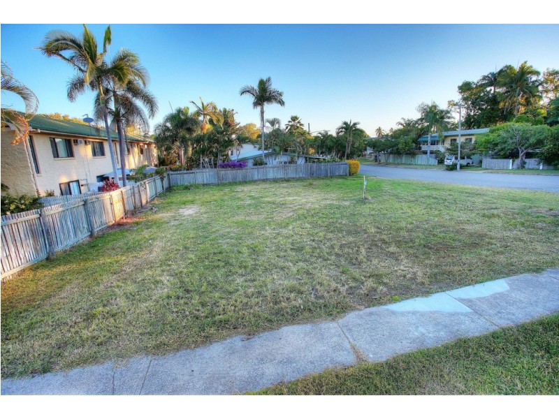 108 Cook Street, North Ward QLD 4810