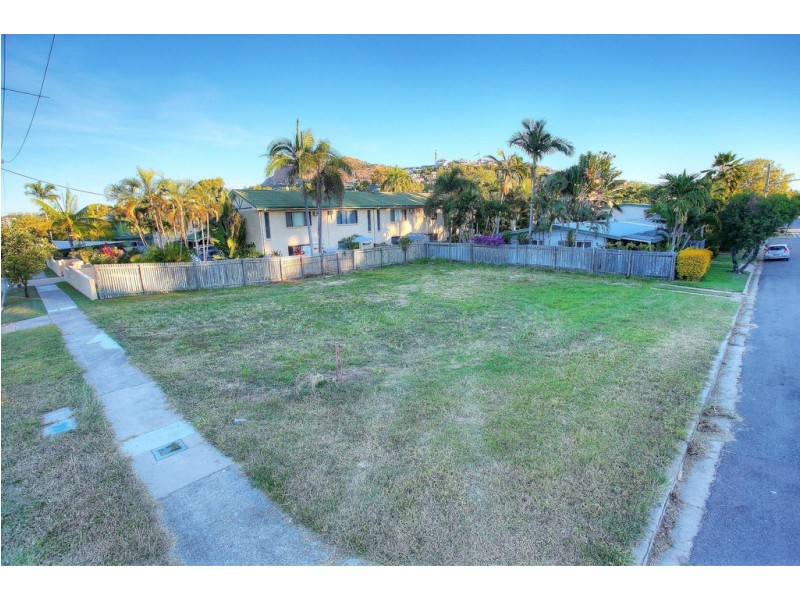 108 Cook Street, North Ward QLD 4810