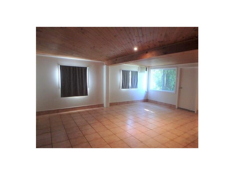 61 Peter Street, Kelso QLD 4815