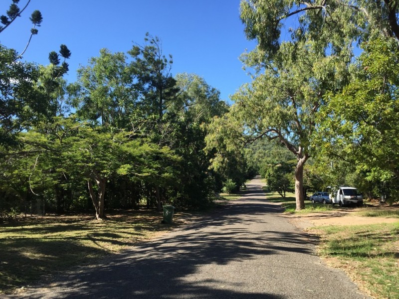 5 Wansfell Street, Picnic Bay QLD 4819