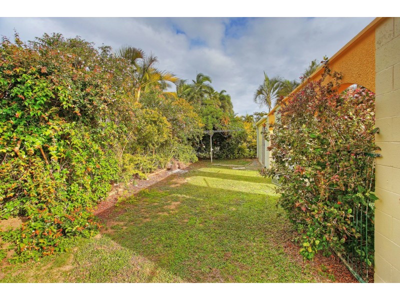 12 Wandella Crescent, Cranbrook QLD 4814