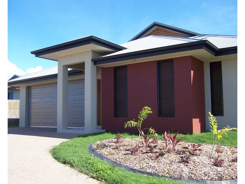 4 Mentmore Court, Bushland Beach QLD 4818