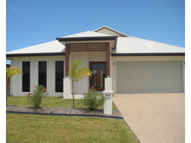 10 Sykes Close, Burdell QLD 4818