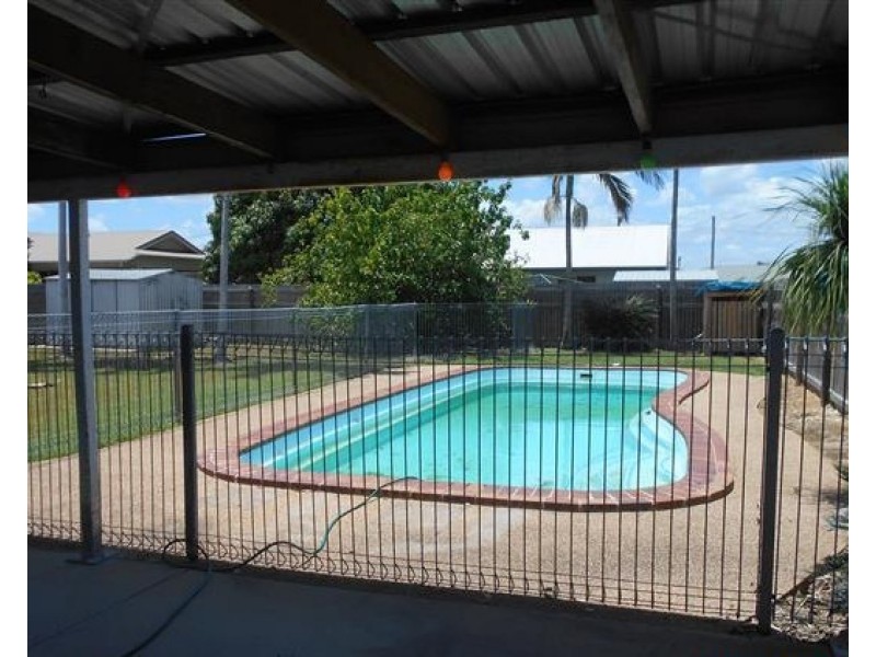 14 Tait Street, Kelso QLD 4815