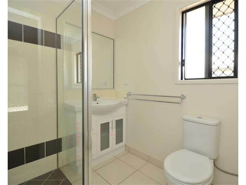 35 Blue Wren Drive, Kelso QLD 4815