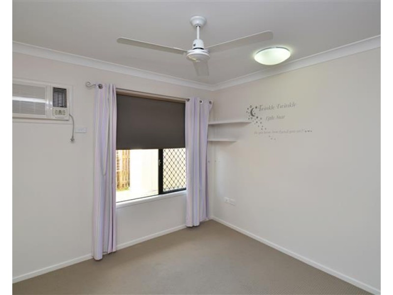 35 Blue Wren Drive, Kelso QLD 4815