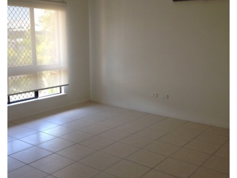 4 Afton Way, Mount Louisa QLD 4814