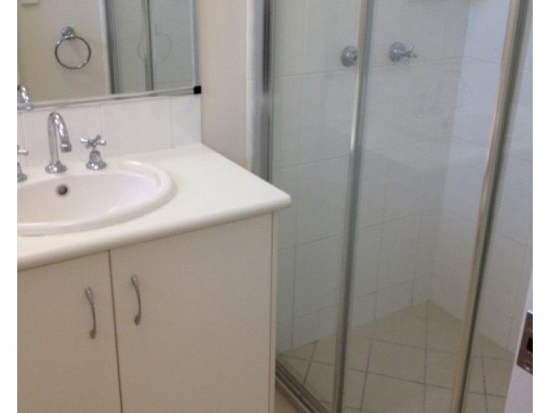 4 Afton Way, Mount Louisa QLD 4814