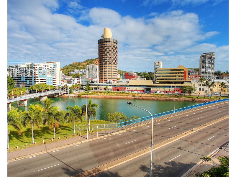 501/2 Dibbs Street, South Townsville QLD 4810