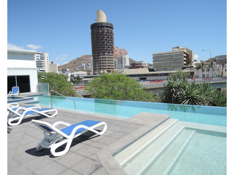 501/2 Dibbs Street, South Townsville QLD 4810