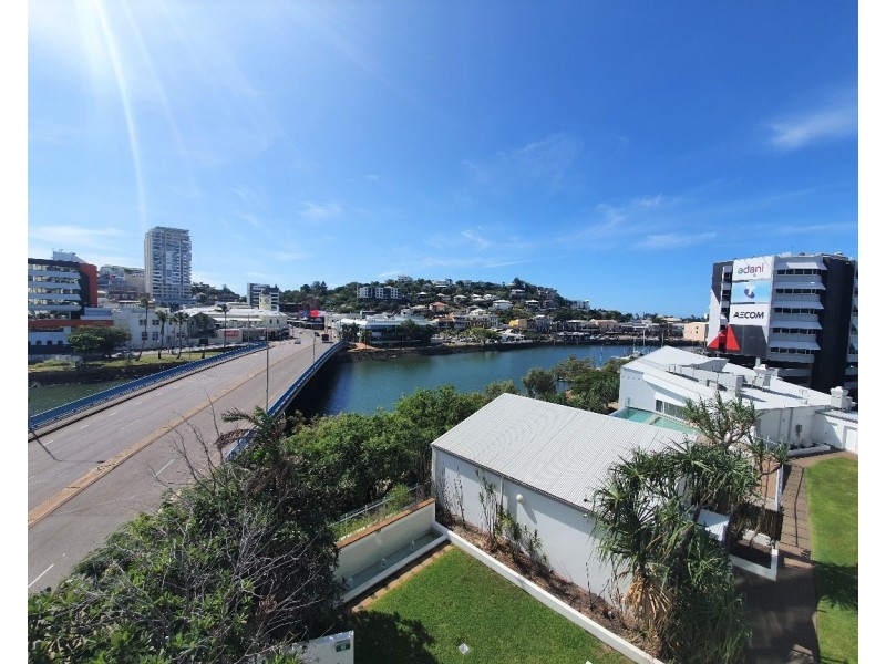 501/2 Dibbs Street, South Townsville QLD 4810