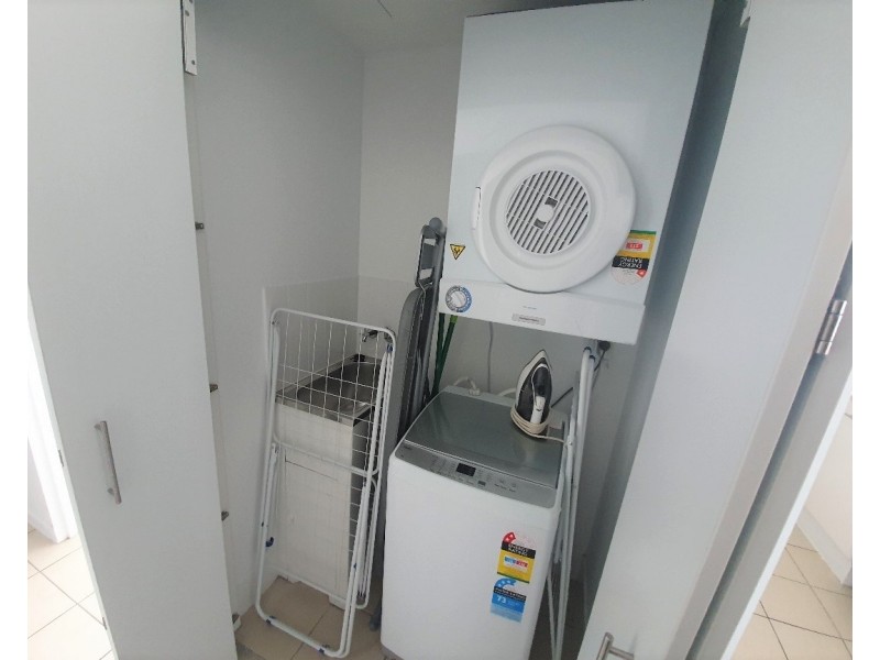 501/2 Dibbs Street, South Townsville QLD 4810