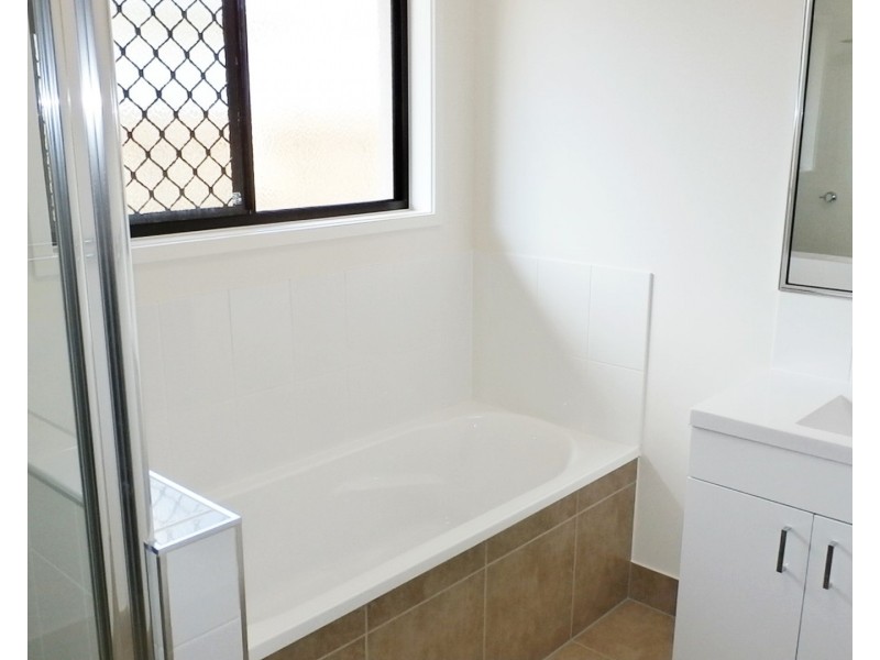 1591 Riverway Drive, Kelso QLD 4815