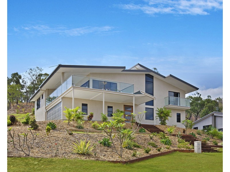 60 St Albans Road, Mount Louisa QLD 4814