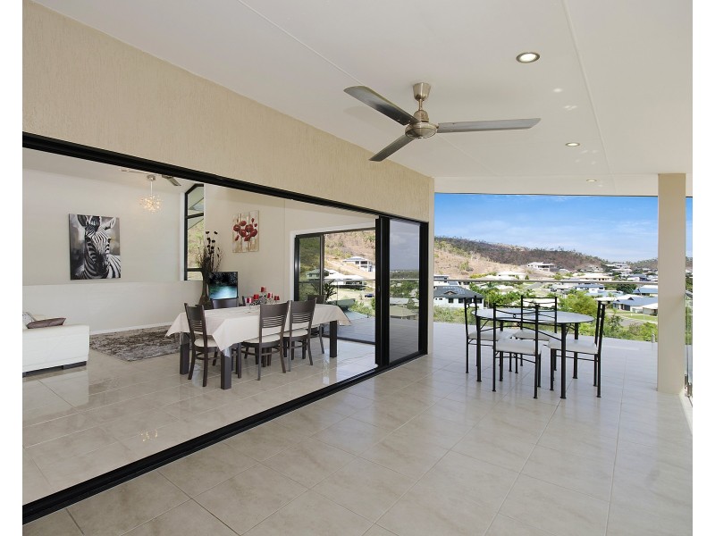 60 St Albans Road, Mount Louisa QLD 4814