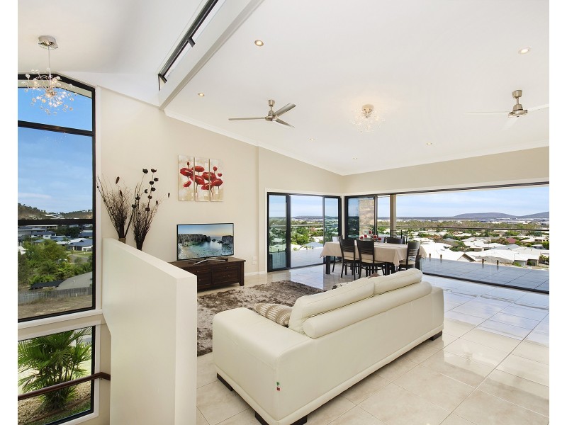 60 St Albans Road, Mount Louisa QLD 4814