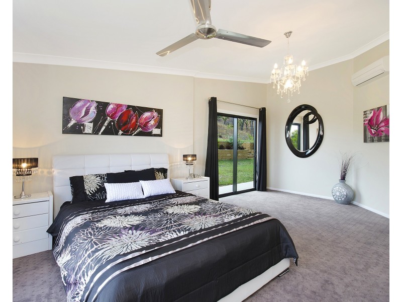 60 St Albans Road, Mount Louisa QLD 4814