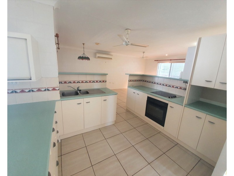 6 Bonny Court, Rasmussen QLD 4815