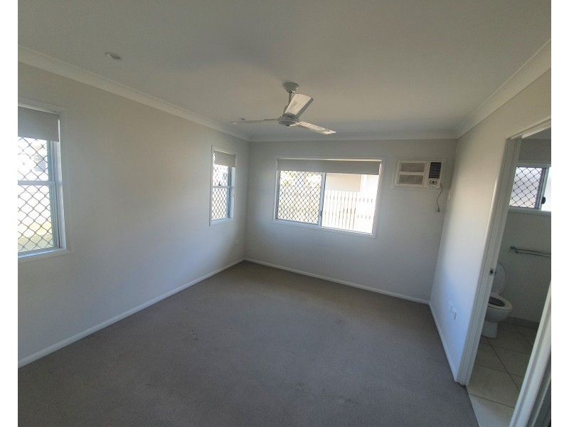 6 Delaware Green, Mount Louisa QLD 4814