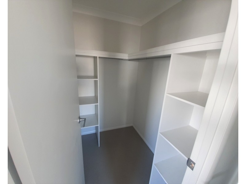 6 Delaware Green, Mount Louisa QLD 4814