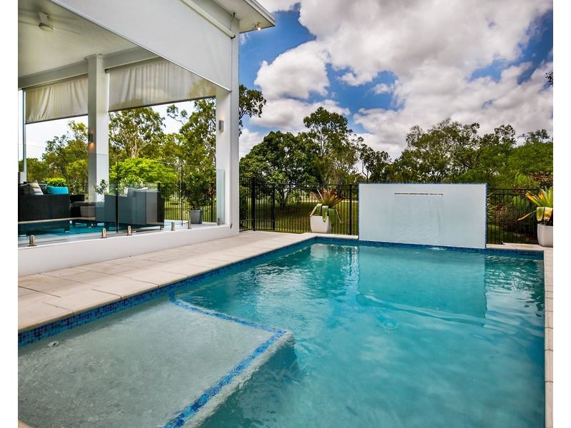 54 Guilfoyle Circuit, Kirwan QLD 4817