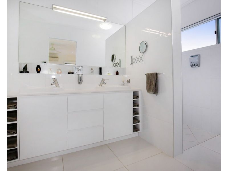 54 Guilfoyle Circuit, Kirwan QLD 4817