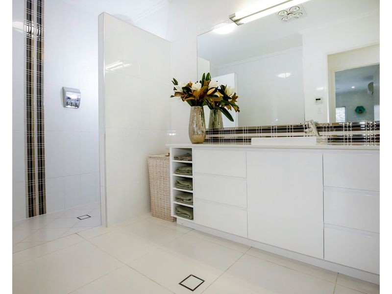 54 Guilfoyle Circuit, Kirwan QLD 4817