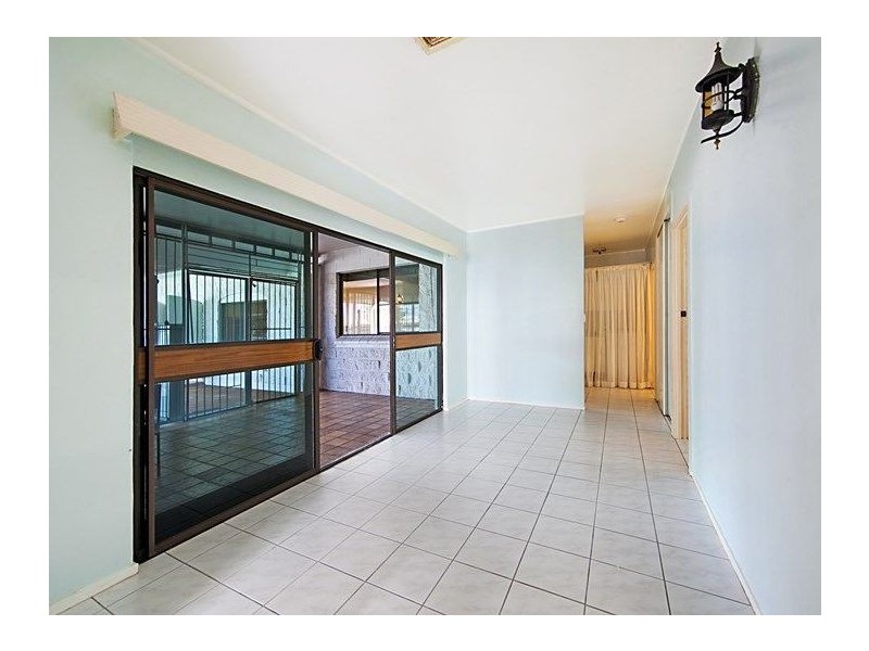 717 Ross River Road, Kirwan QLD 4817