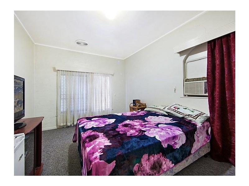 717 Ross River Road, Kirwan QLD 4817